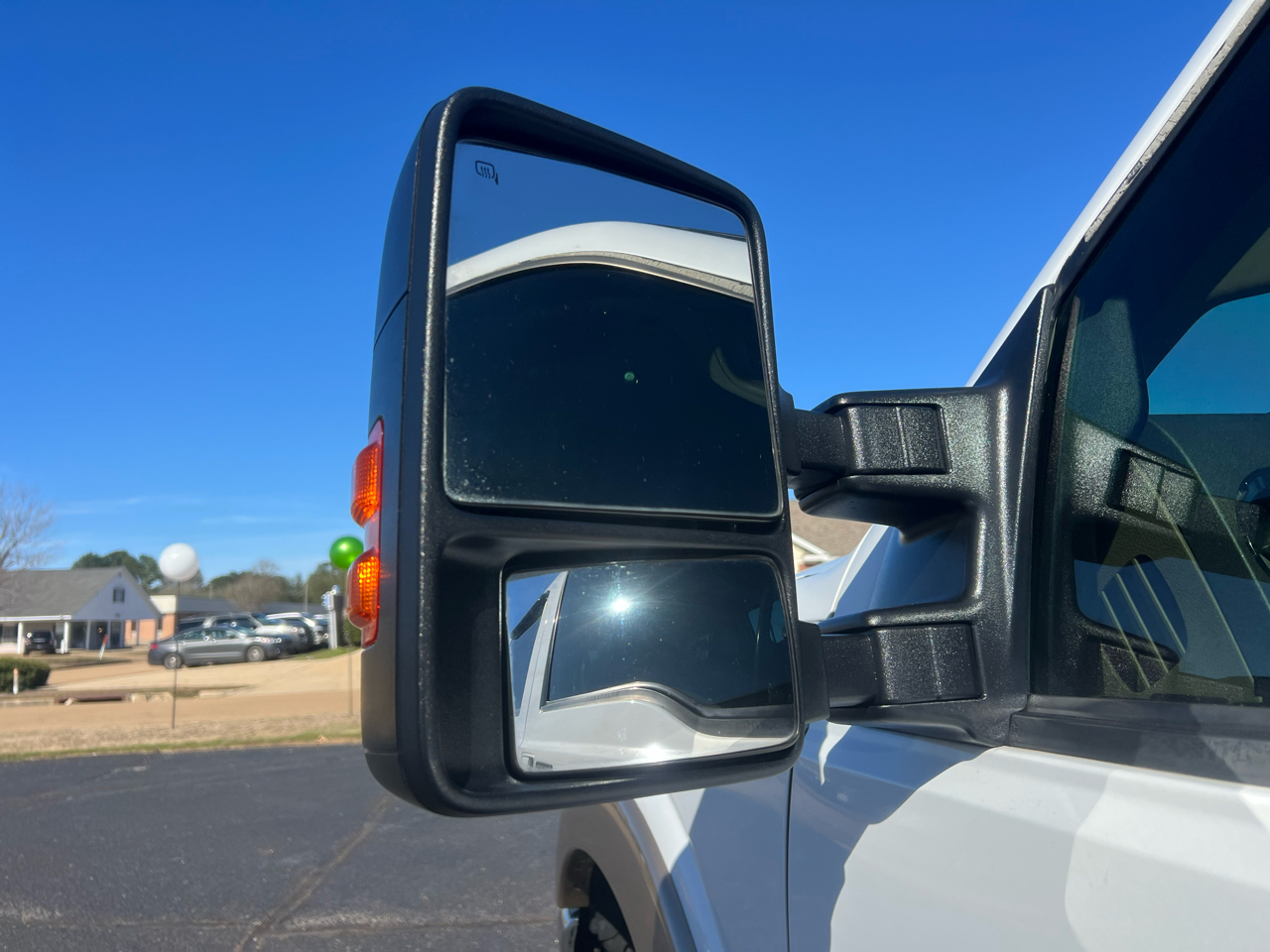 Ford F-250 SD Lariat Crew Cab 4WD 2011