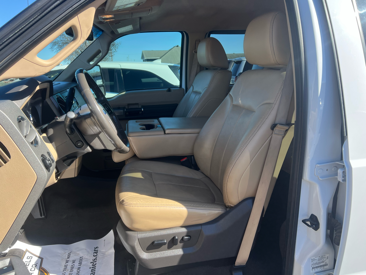 Ford F-250 SD Lariat Crew Cab 4WD 2011