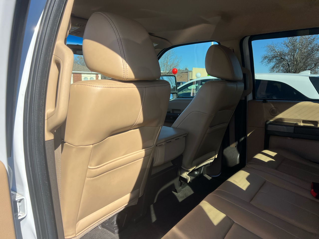 Ford F-250 SD Lariat Crew Cab 4WD 2011