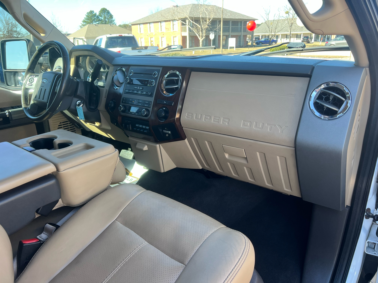 Ford F-250 SD Lariat Crew Cab 4WD 2011