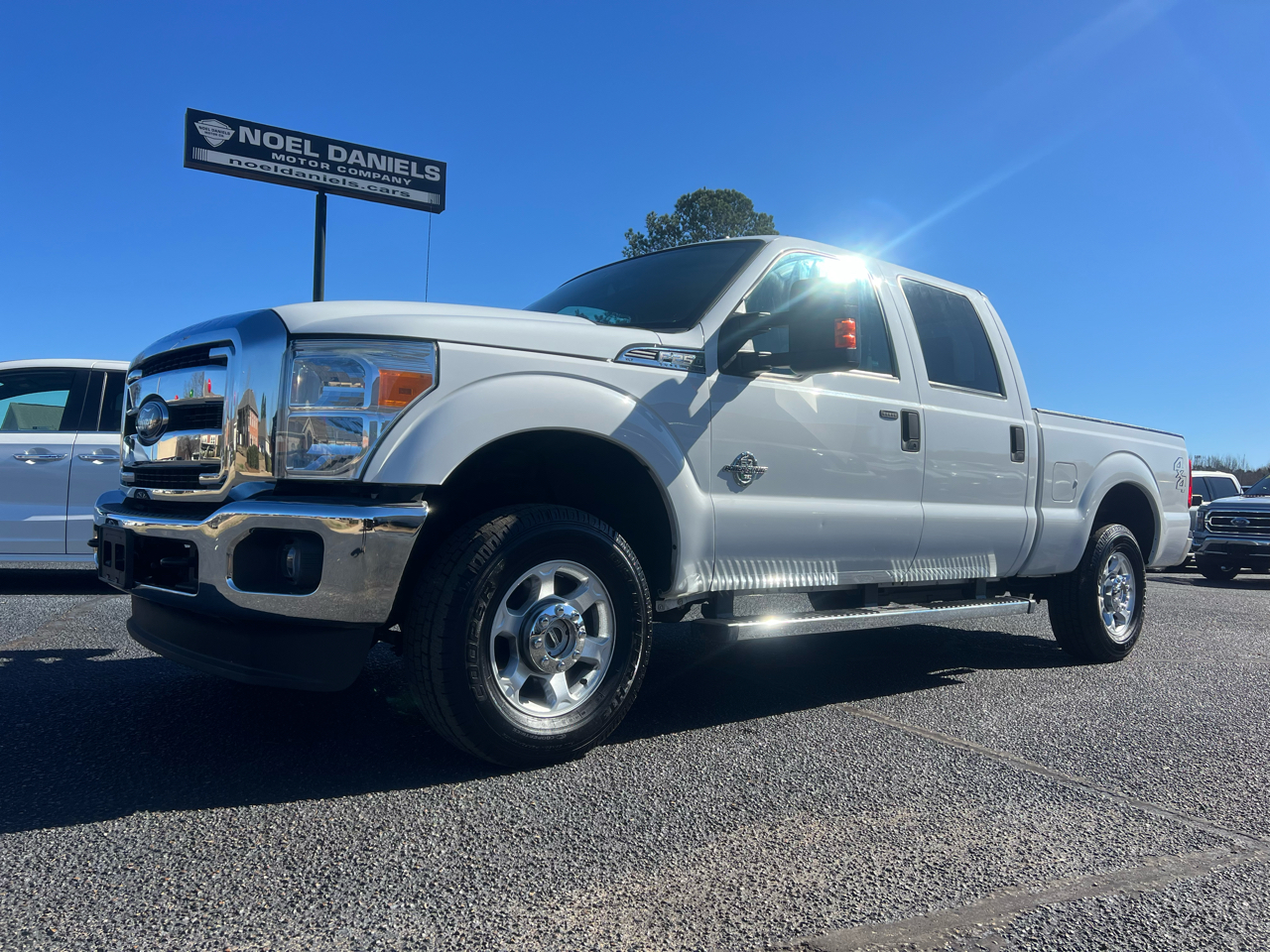 Ford F-250 SD XLT Crew Cab 4WD 2015