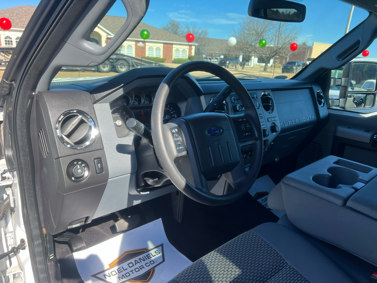 Ford F-250 SD XLT Crew Cab 4WD 2015