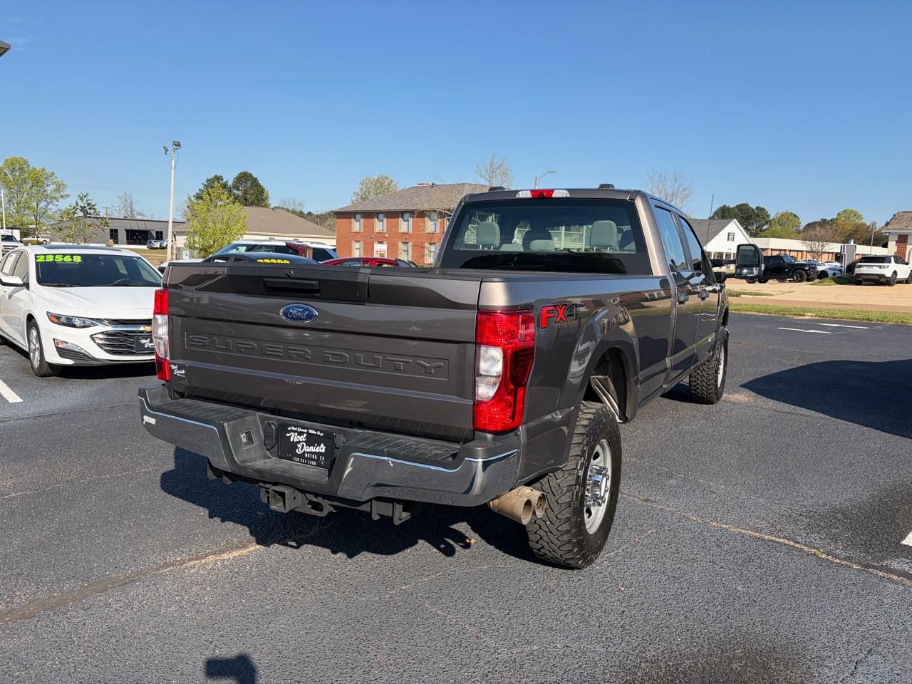 Ford F-350 SD XL Crew Cab Long Bed 4WD 2022