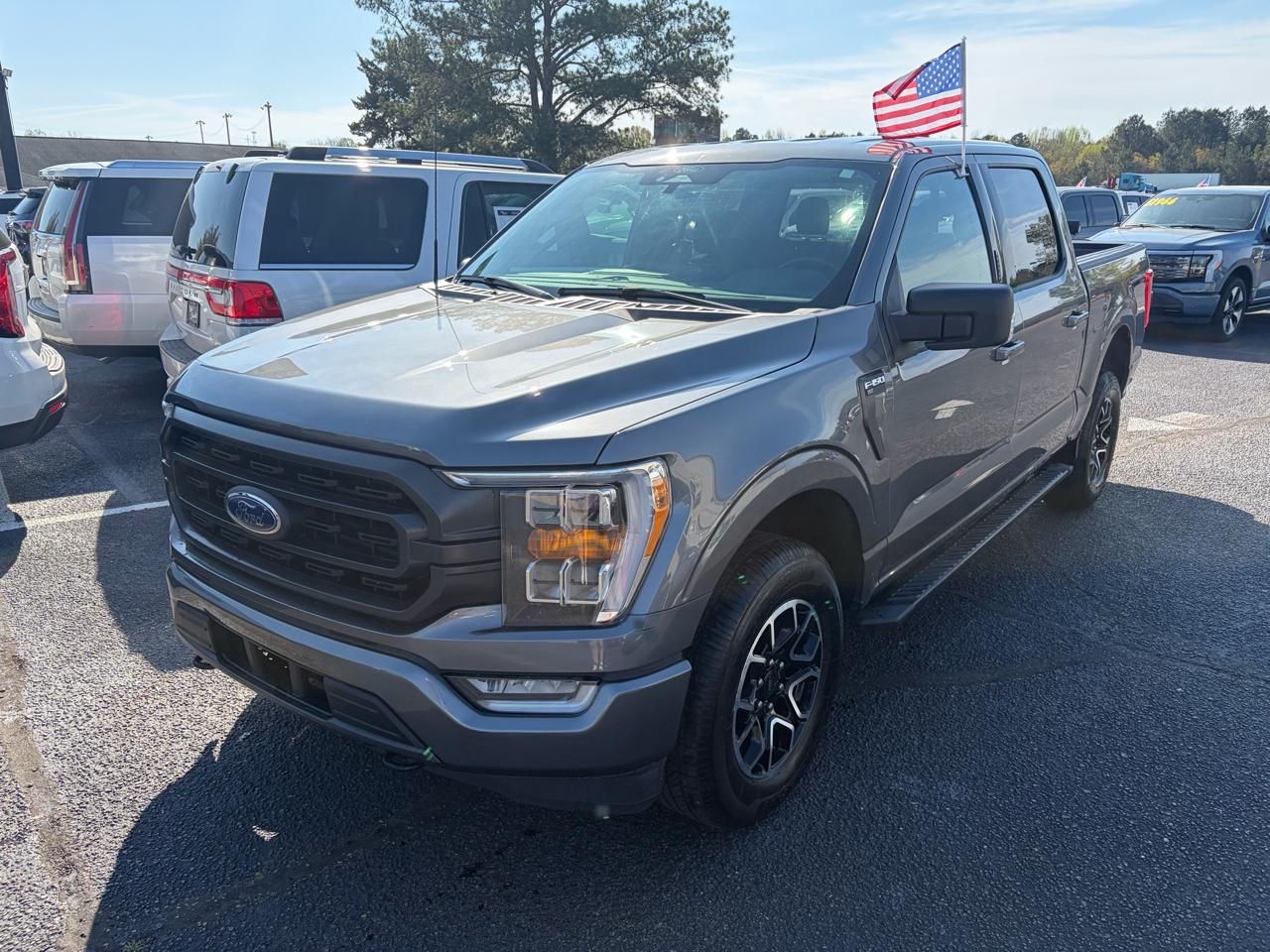 Ford F-150 XLT SuperCrew 5.5-ft. Bed 4WD 2022