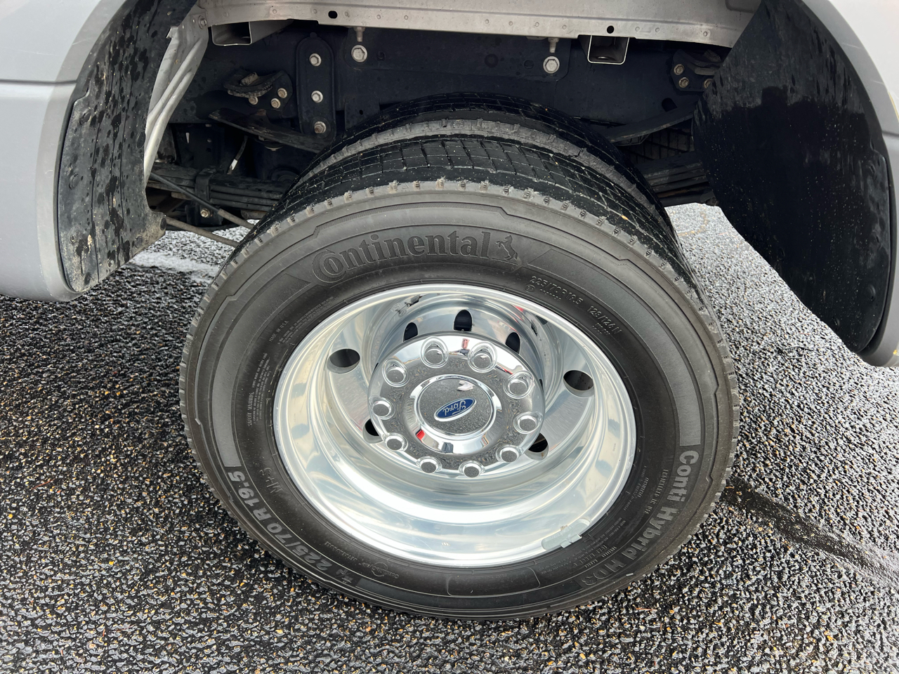 Ford F-450 SD Platinum Crew Cab DRW 4WD 2020