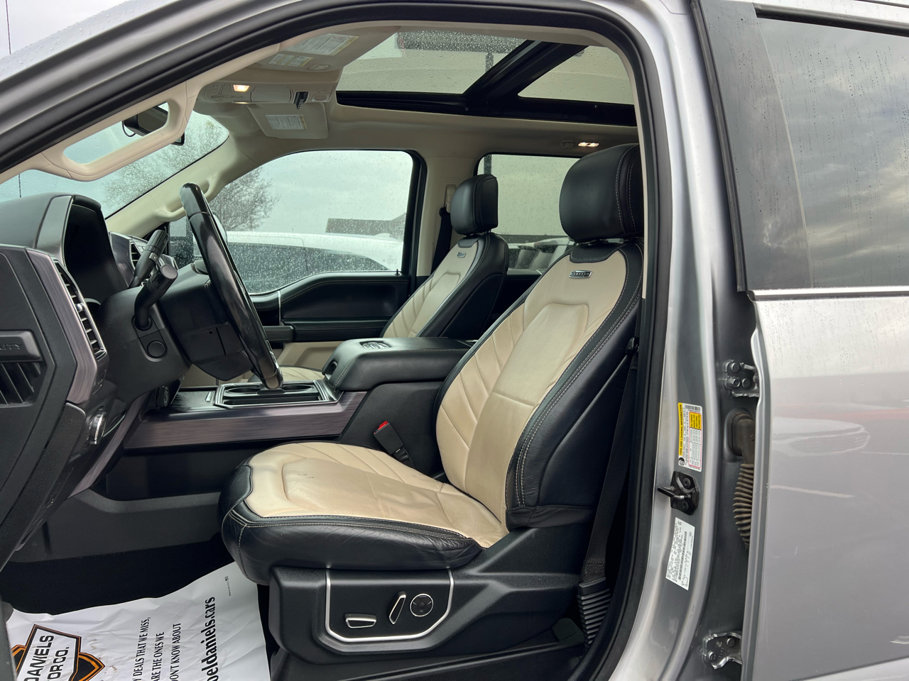 Ford F-450 SD Platinum Crew Cab DRW 4WD 2020