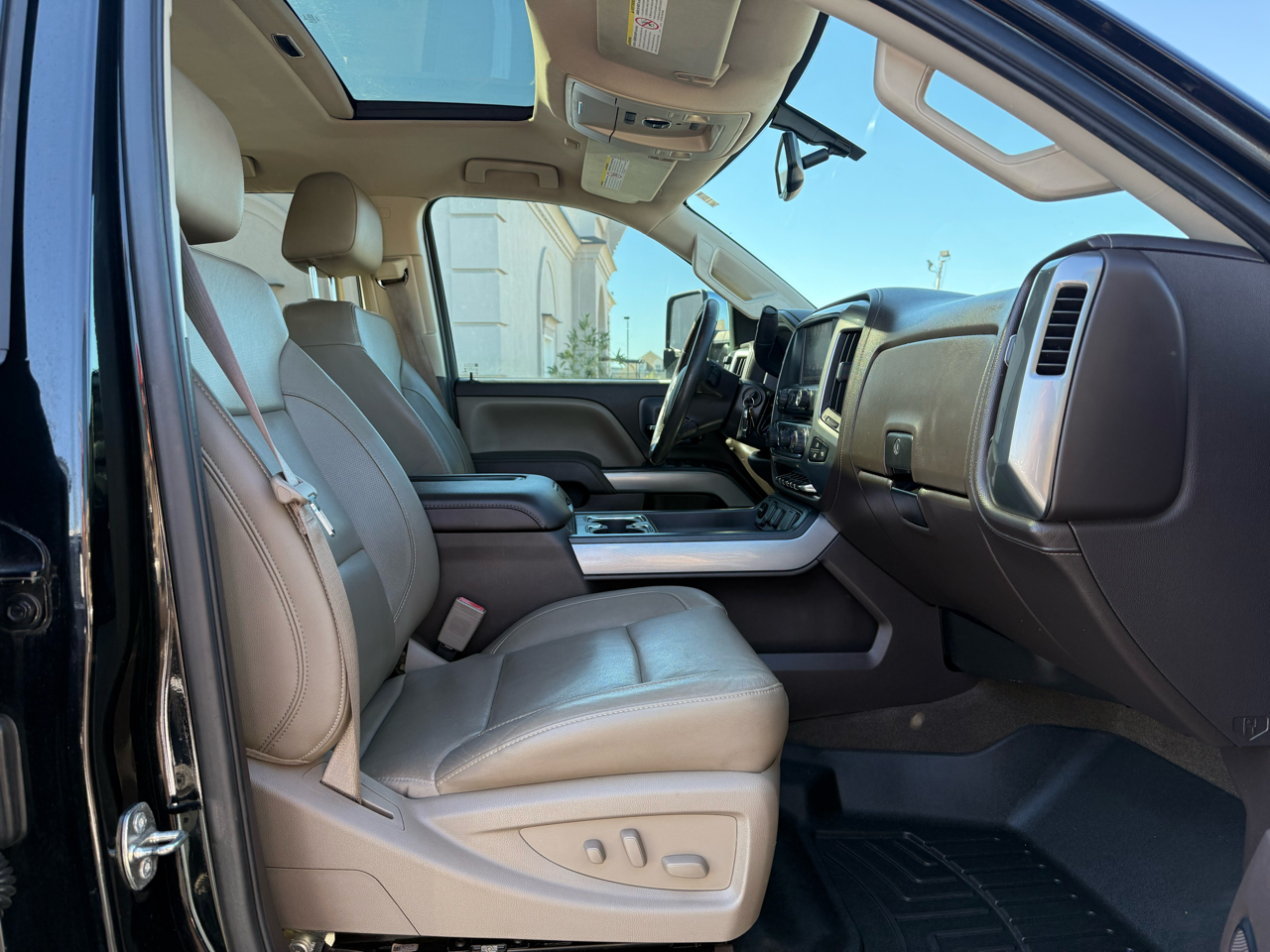 Chevrolet Silverado 2500HD LTZ Crew Cab 4WD 2016