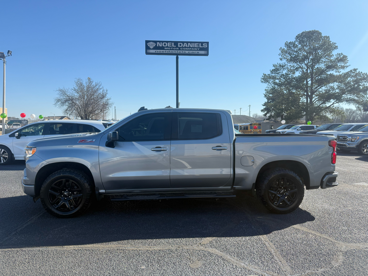 Chevrolet Silverado 1500 RST Crew Cab 4WD 2023