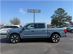 2023 Ford F-150 Lightning 