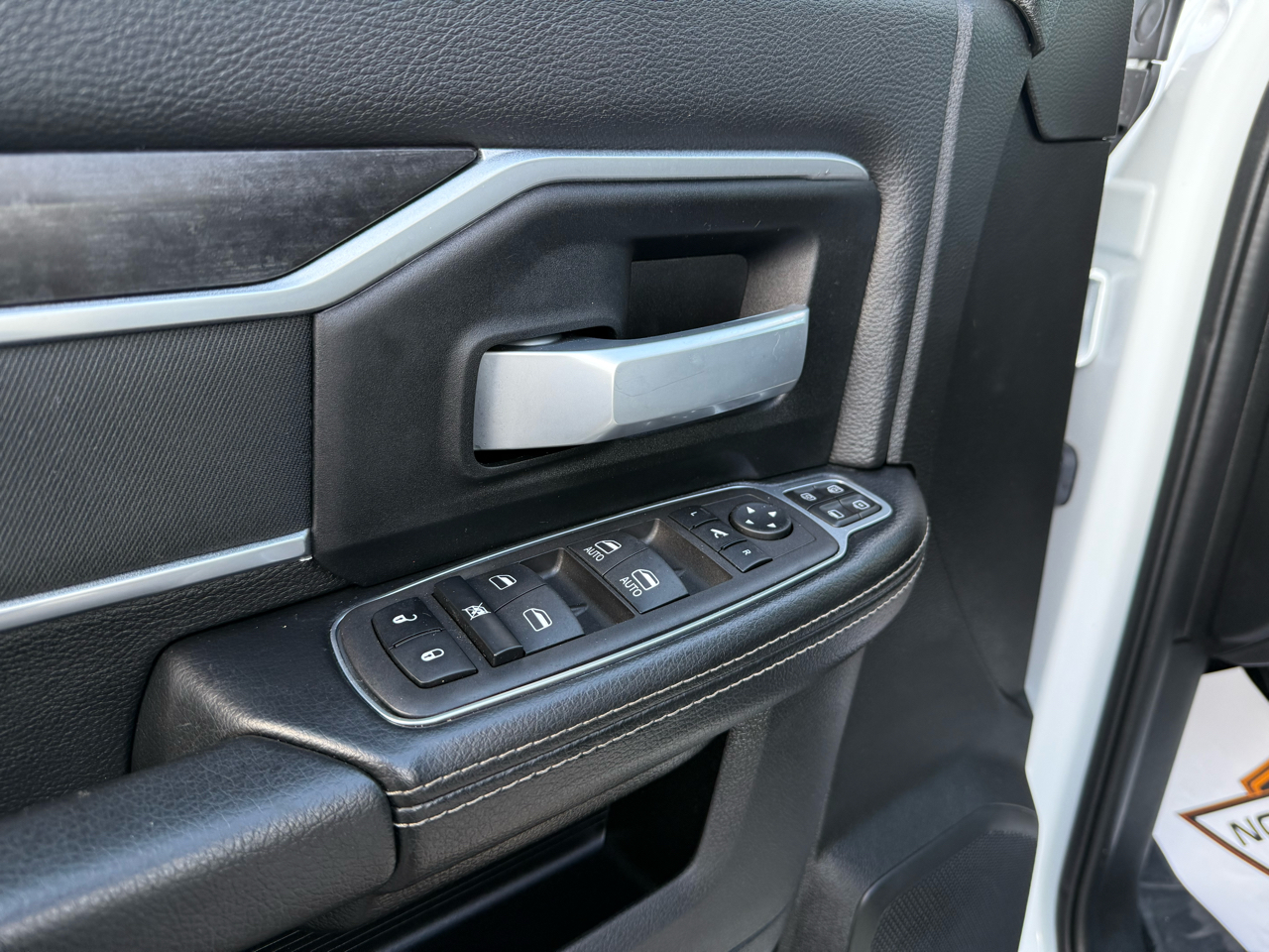 RAM 2500 Tradesman Crew Cab SWB 4WD 2024