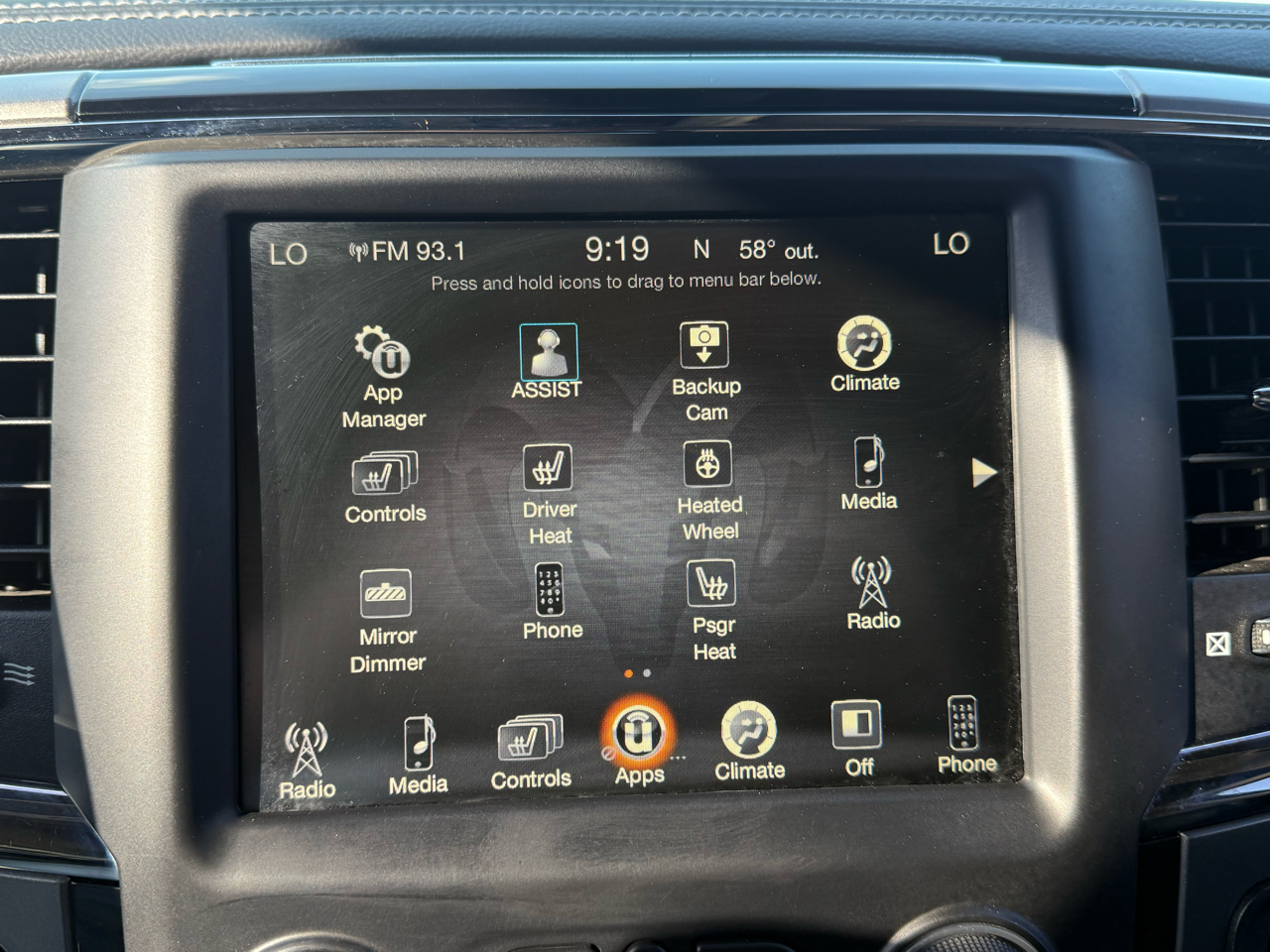 RAM 1500 Night 4x2 Crew Cab 5'7" Box 2017