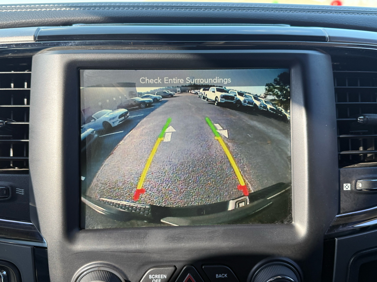 RAM 1500 Night 4x2 Crew Cab 5'7" Box 2017