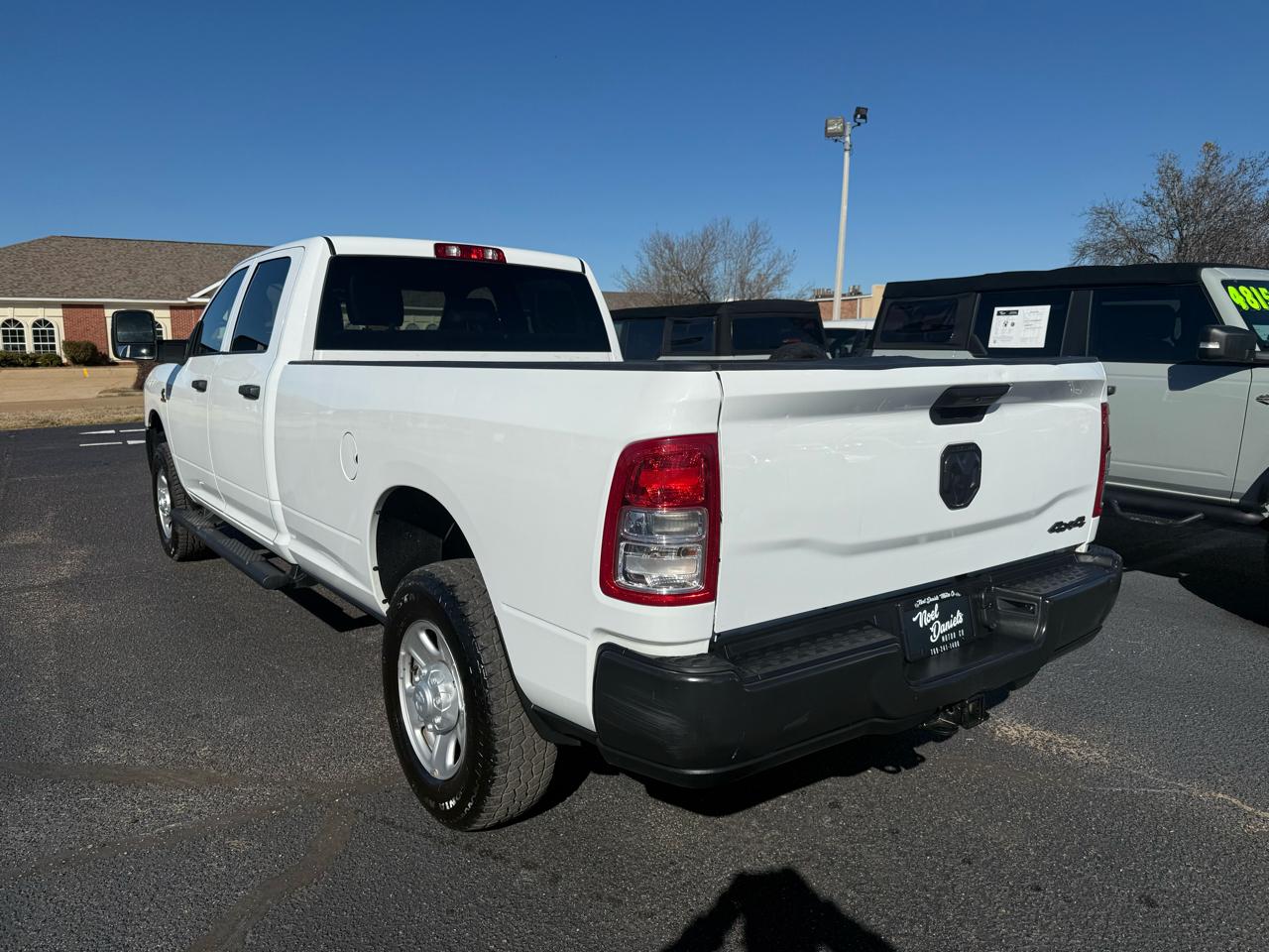 RAM 3500 Tradesman Crew Cab 4WD 2023
