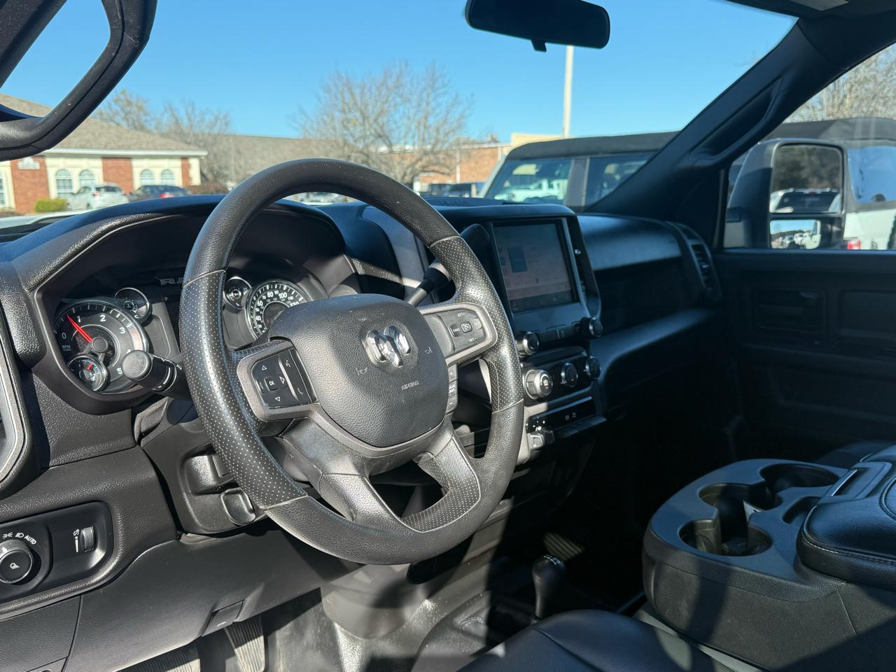 RAM 3500 Tradesman Crew Cab 4WD 2023