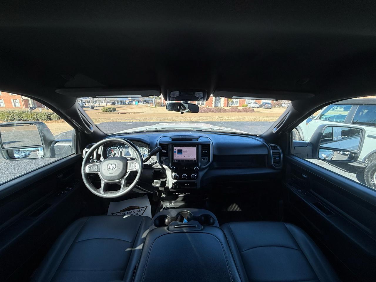 RAM 3500 Tradesman Crew Cab 4WD 2023