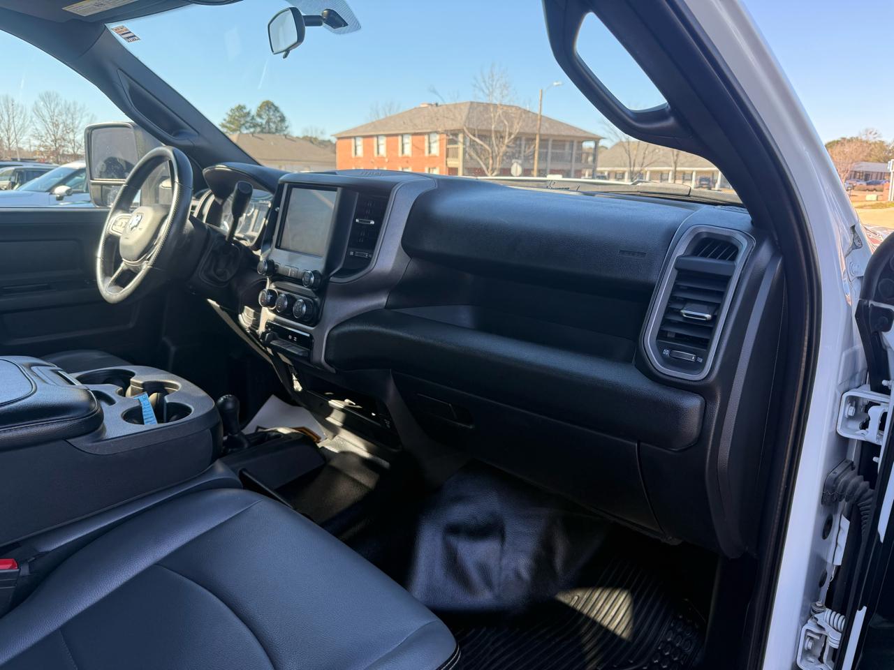 RAM 3500 Tradesman Crew Cab 4WD 2023
