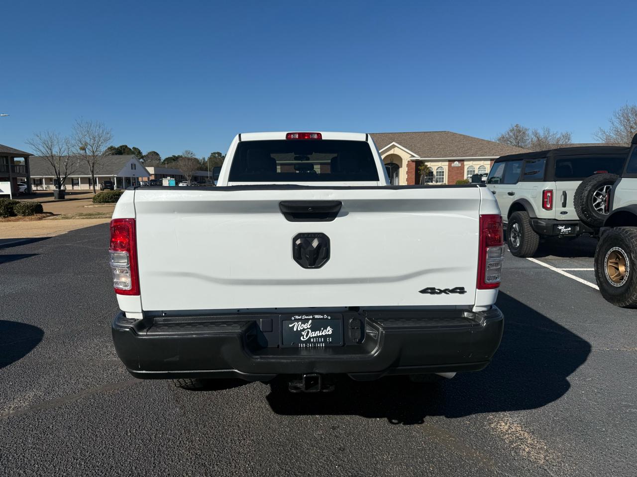RAM 3500 Tradesman Crew Cab 4WD 2023