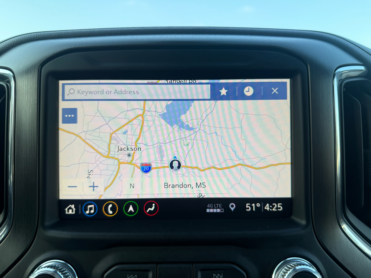 GMC Sierra 1500 AT4 Crew Cab Long Box 4WD 2019