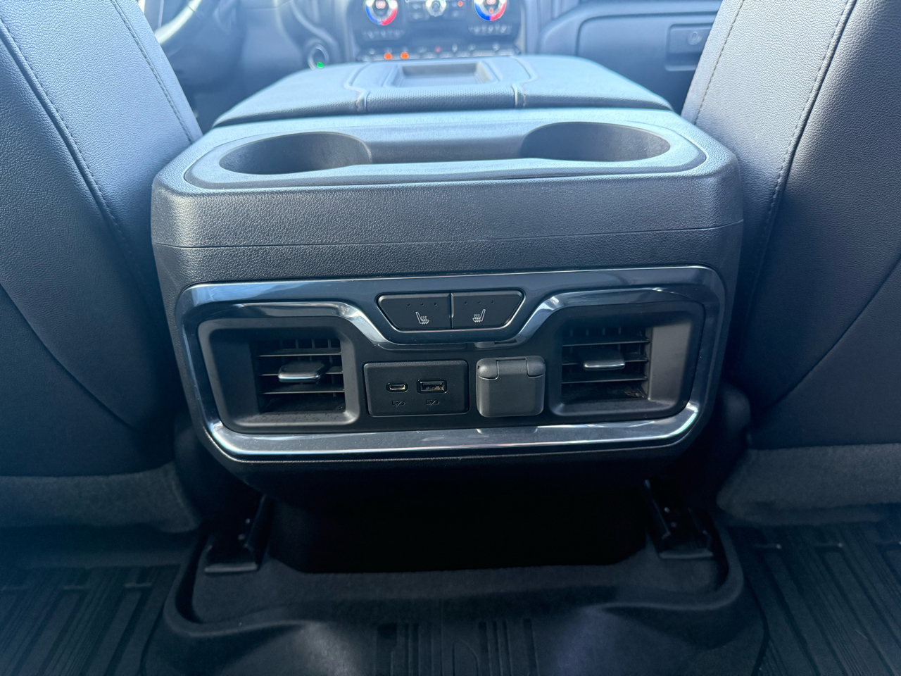 GMC Sierra 1500 AT4 Crew Cab Long Box 4WD 2019