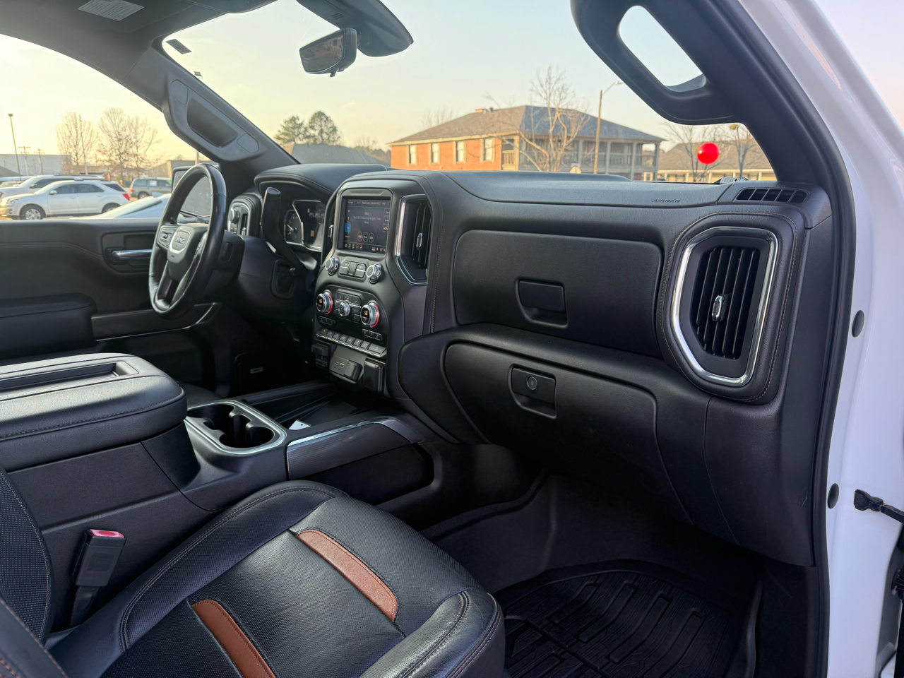 GMC Sierra 1500 AT4 Crew Cab Long Box 4WD 2019