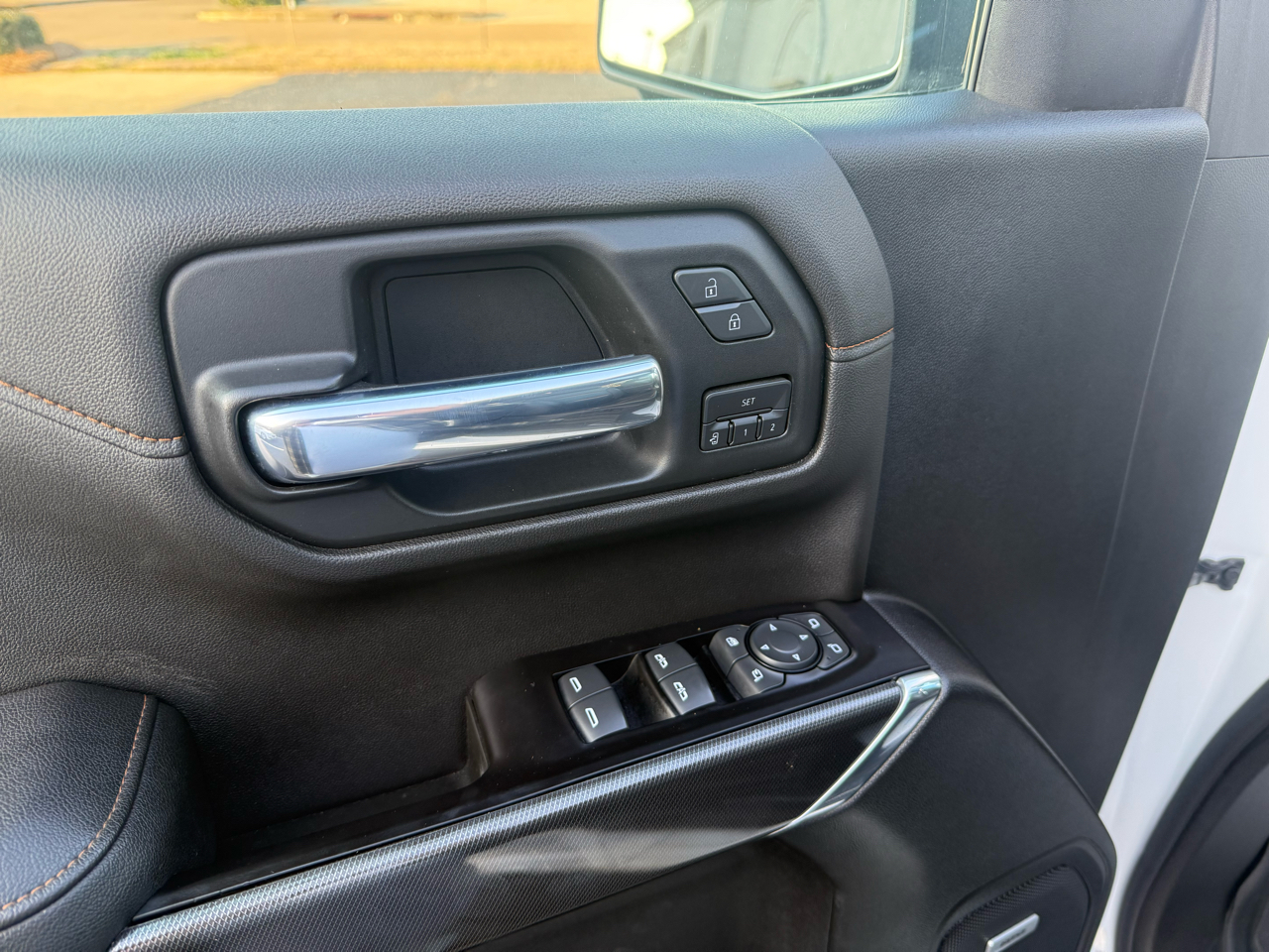 GMC Sierra 1500 AT4 Crew Cab Long Box 4WD 2019