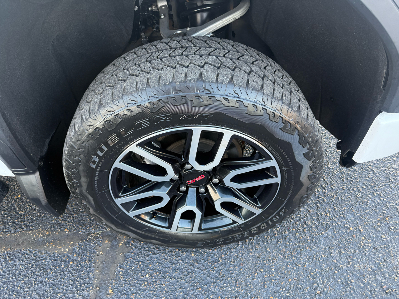 GMC Sierra 1500 AT4 Crew Cab Long Box 4WD 2019