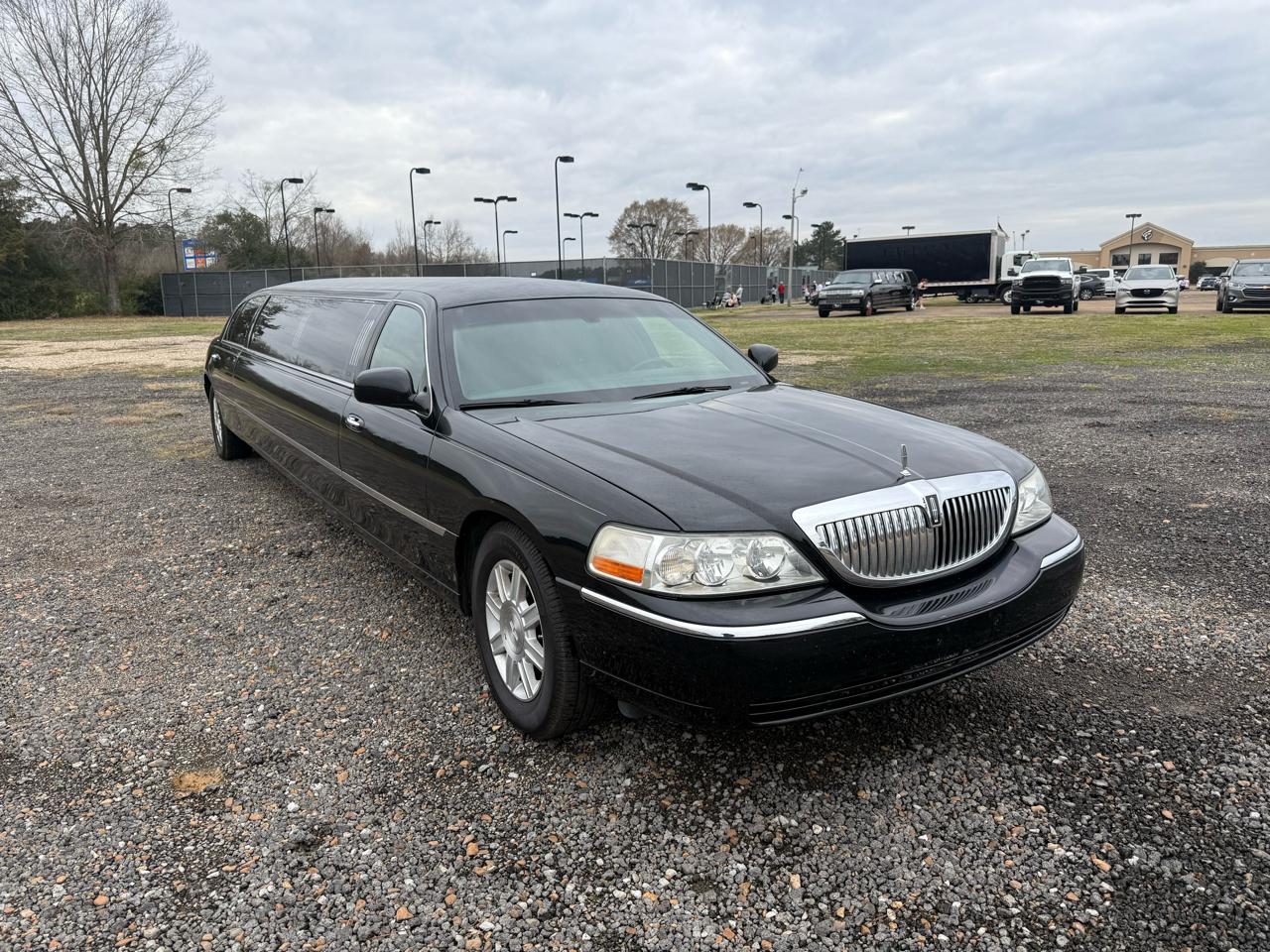 Lincoln Town Car Executive 2011