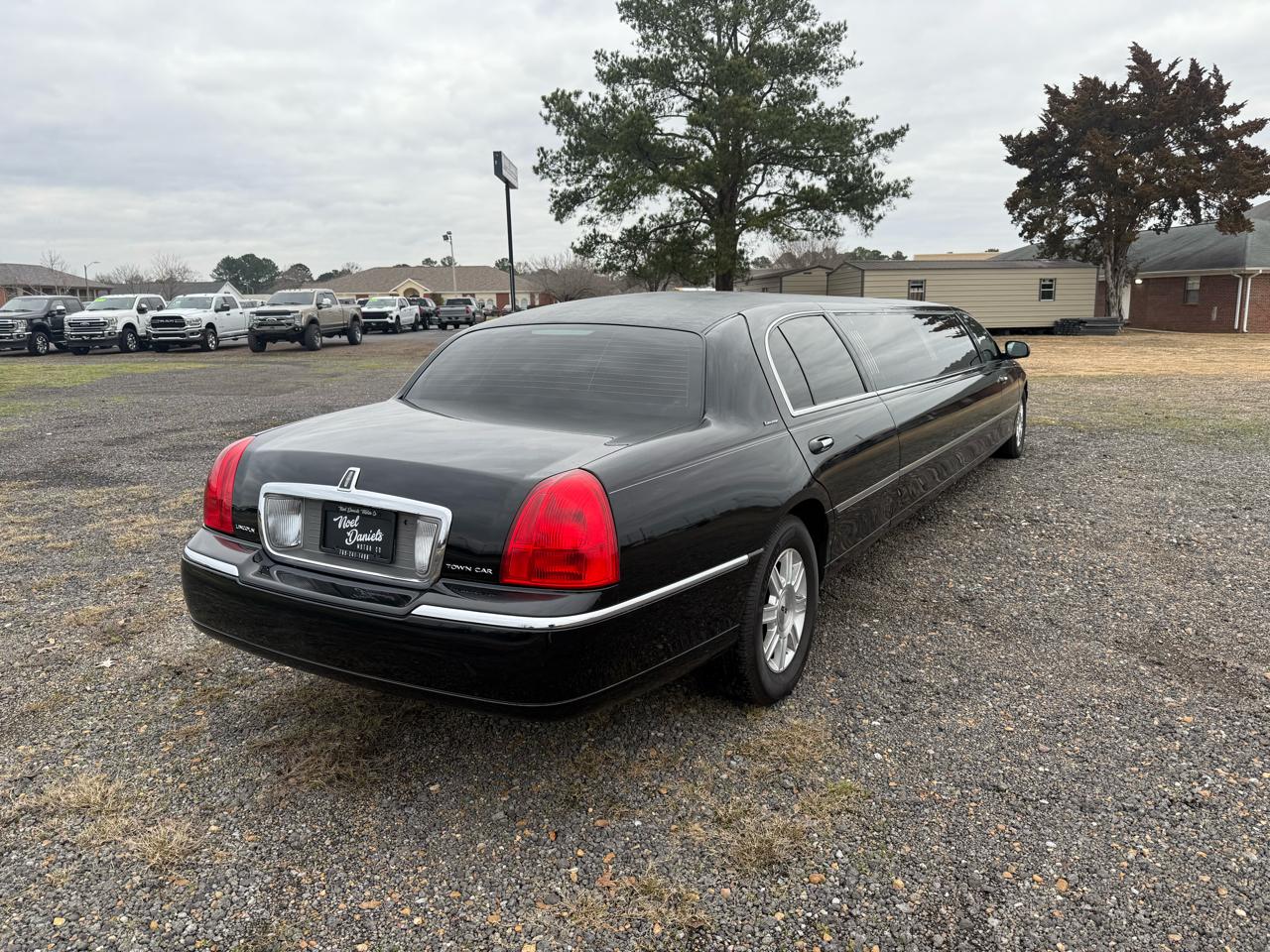 Lincoln Town Car Executive 2011