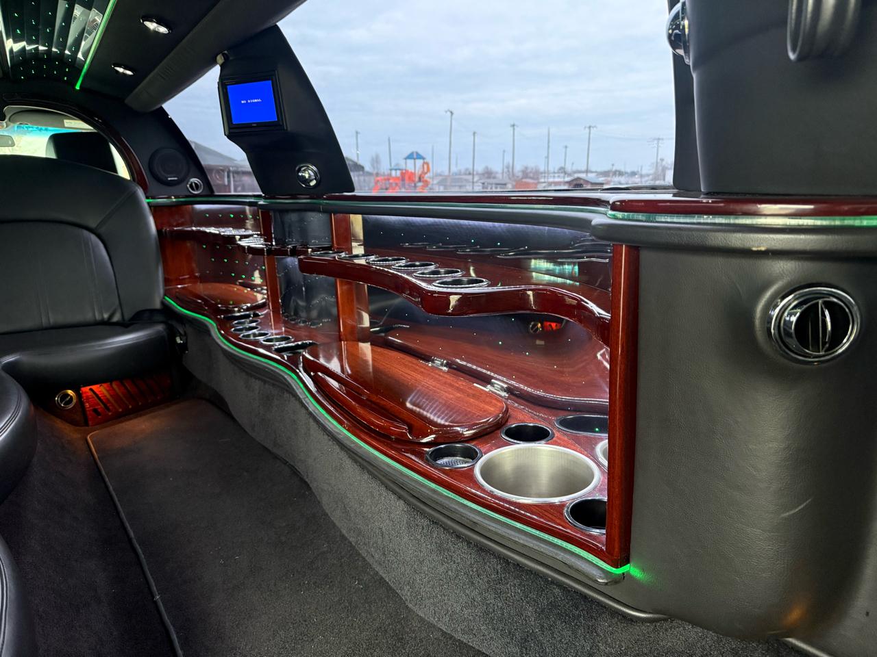 Lincoln Town Car Executive 2011