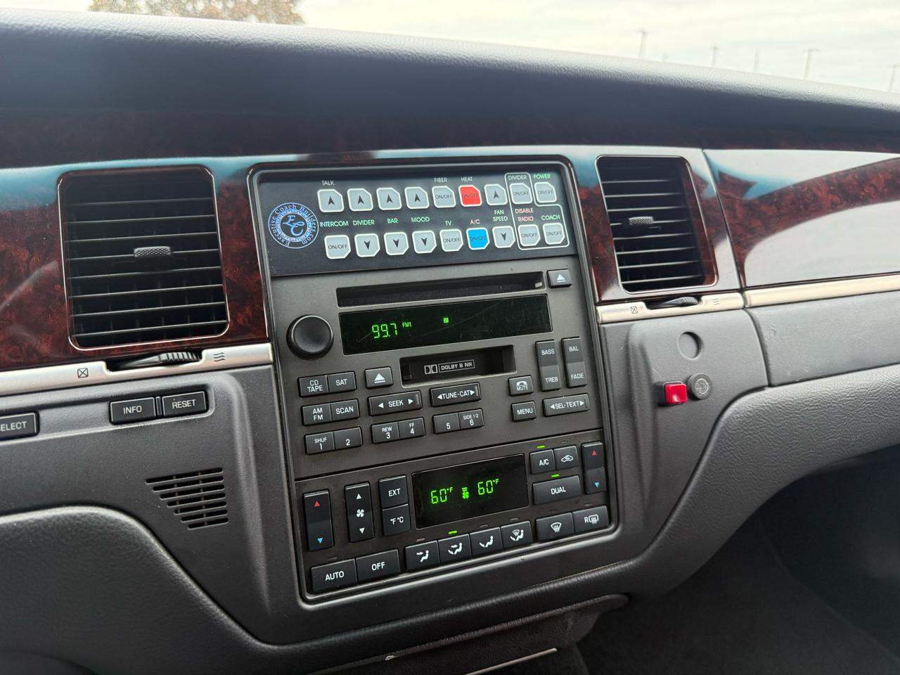 Lincoln Town Car Executive 2011