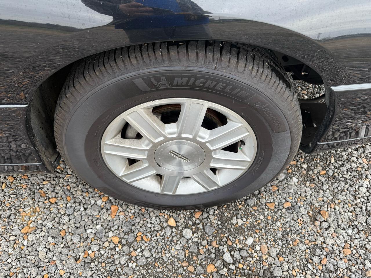 Lincoln Town Car Executive 2011