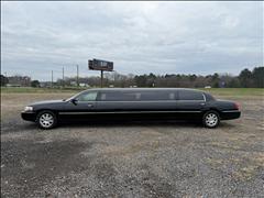 2011 Lincoln Town Car 