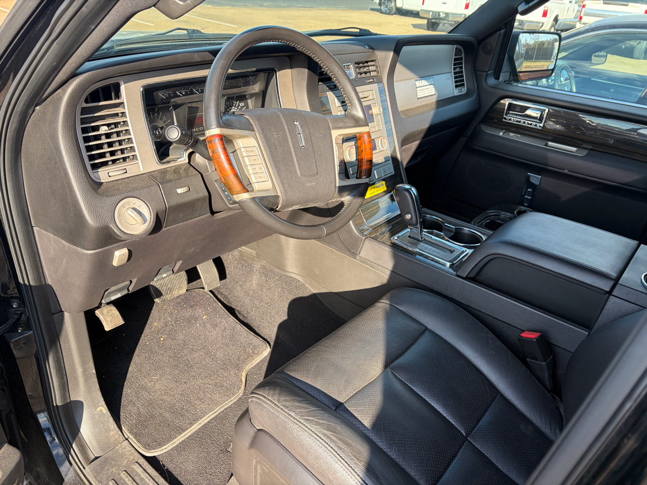 Lincoln Navigator L 2WD 2008