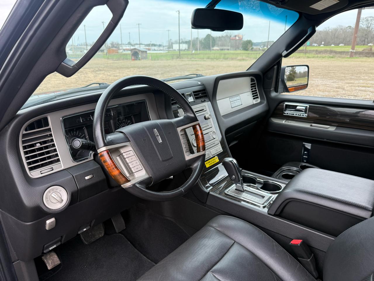 Lincoln Navigator L 2WD 2008