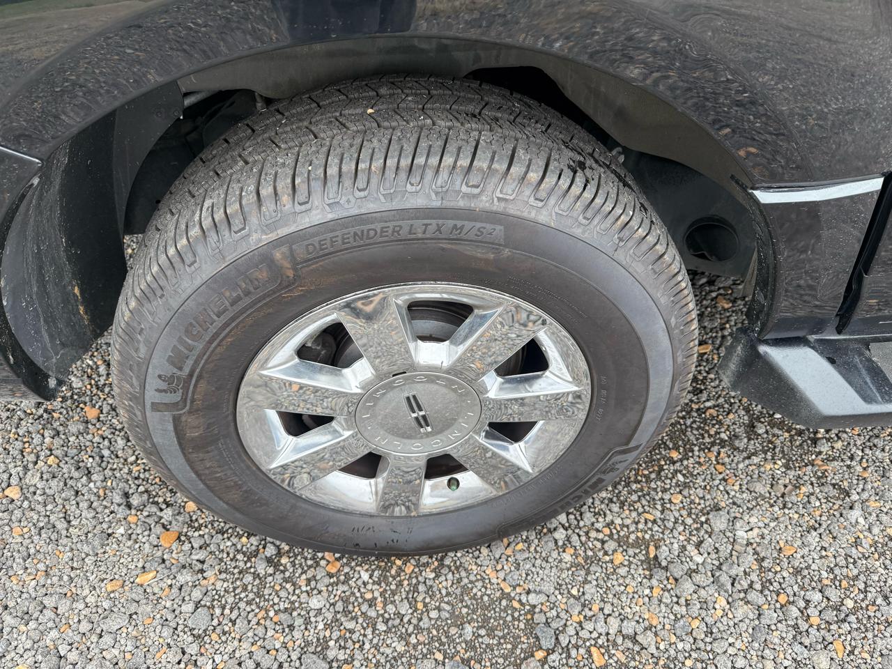 Lincoln Navigator L 2WD 2008