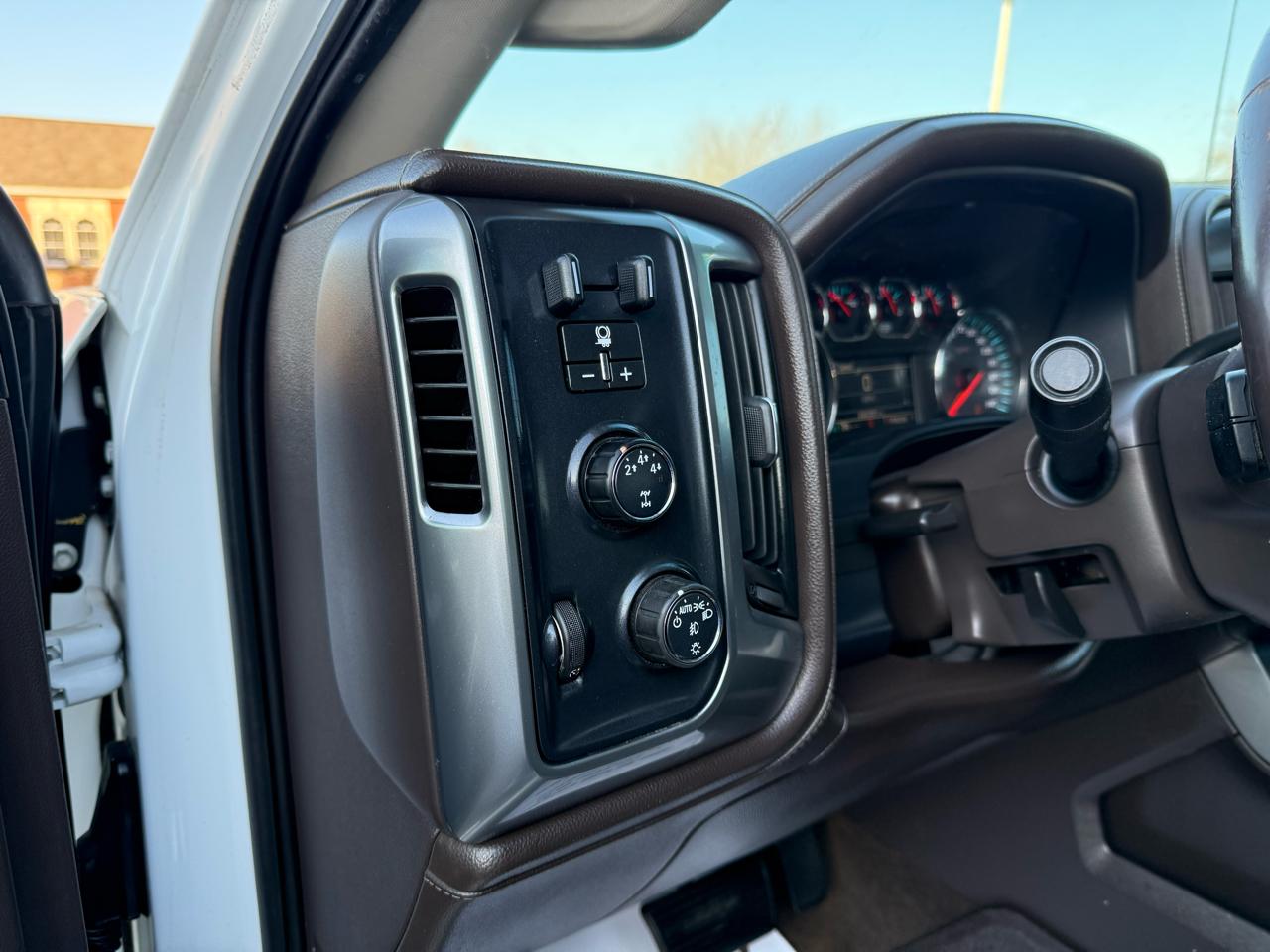 Chevrolet Silverado 2500HD LTZ Crew Cab 4WD 2016