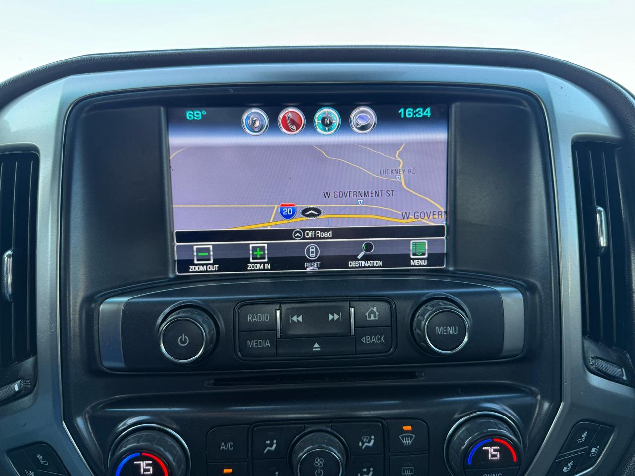 Chevrolet Silverado 2500HD LTZ Crew Cab 4WD 2016