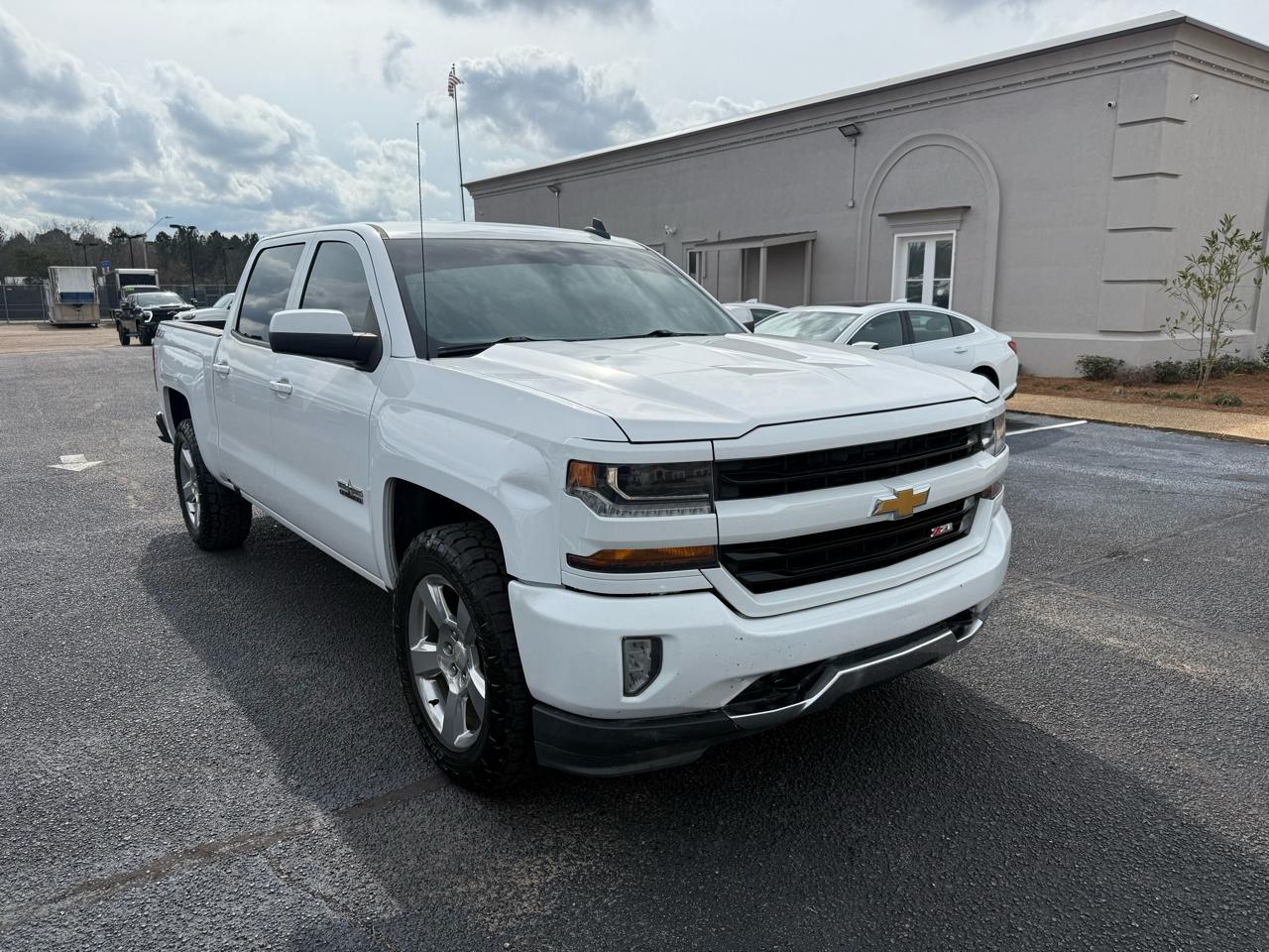 Chevrolet Silverado 1500 LT Crew Cab 4WD 2018