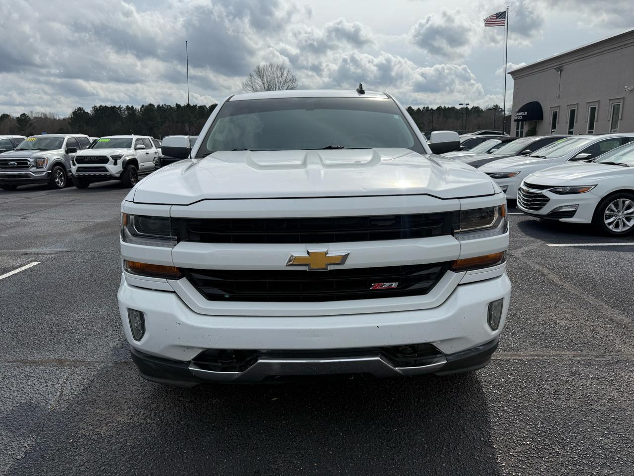 Chevrolet Silverado 1500 LT Crew Cab 4WD 2018