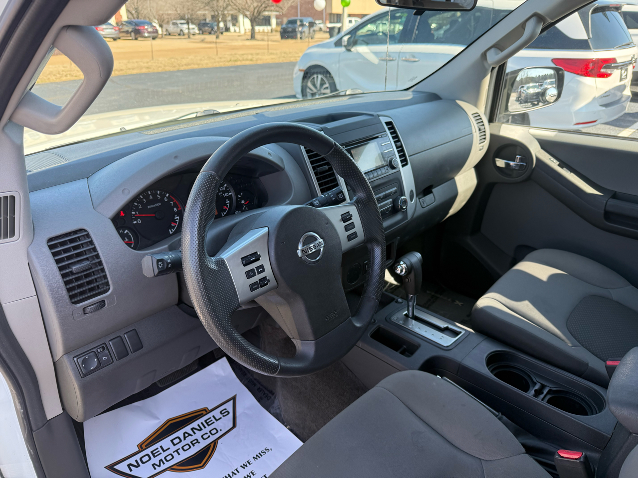 Nissan Xterra X 2WD 2014