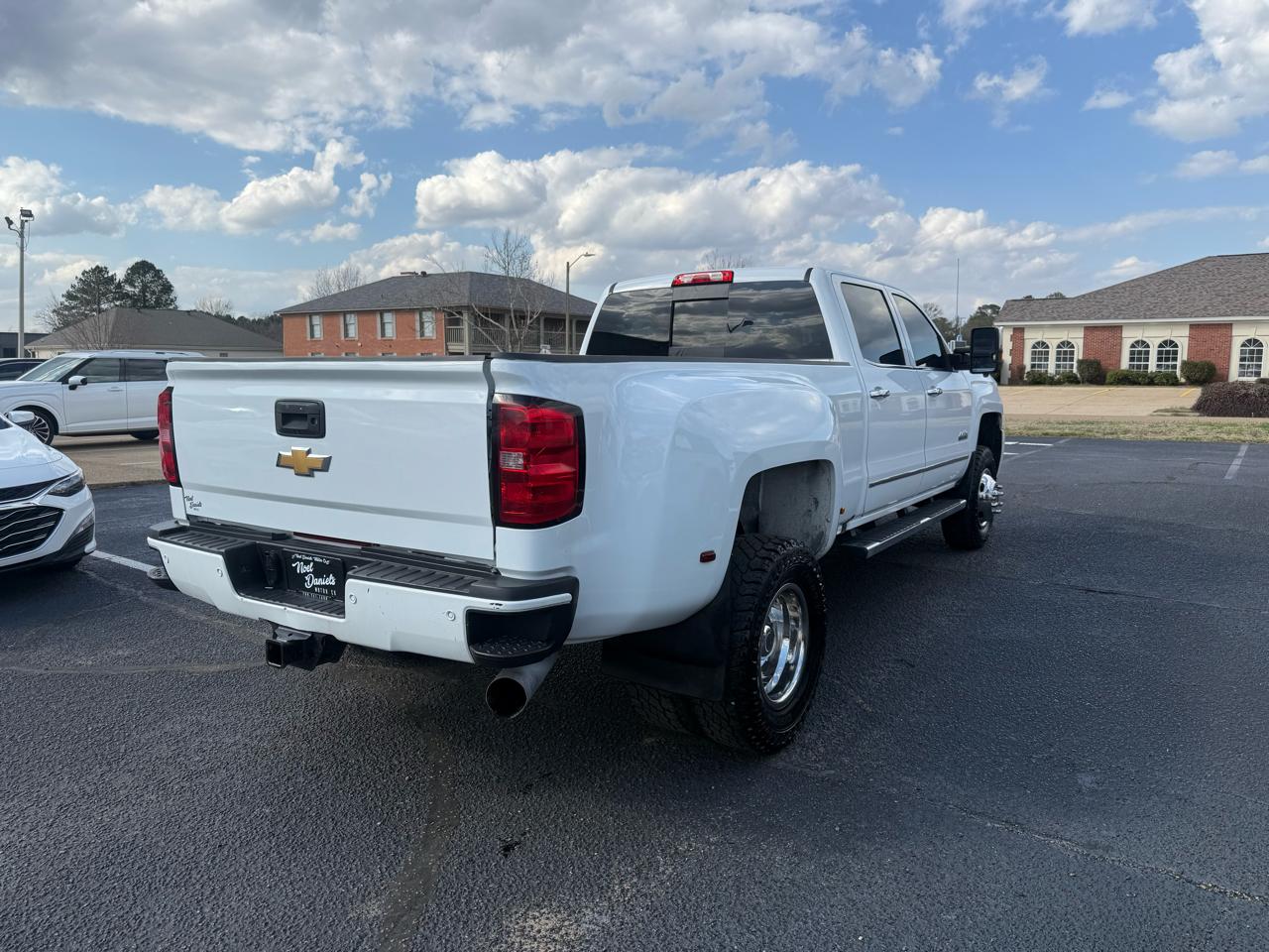 Chevrolet Silverado 3500HD 4WD Crew Cab 167" High Country 2017