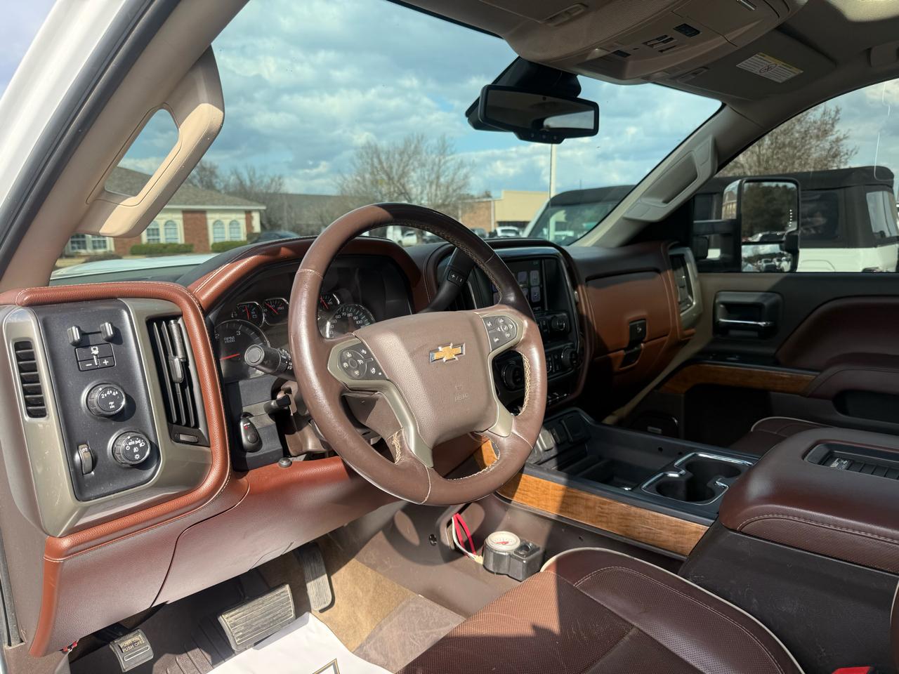 Chevrolet Silverado 3500HD 4WD Crew Cab 167" High Country 2017