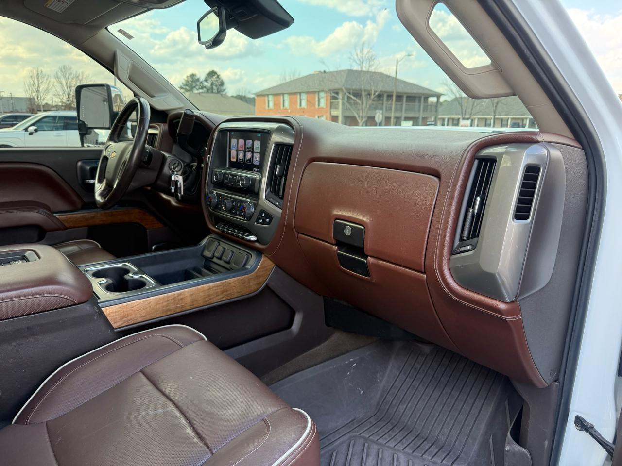 Chevrolet Silverado 3500HD 4WD Crew Cab 167" High Country 2017