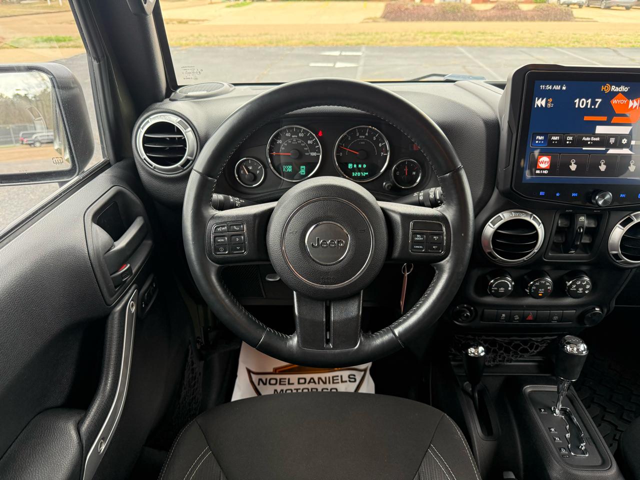 Jeep Wrangler Unlimited Sahara 4WD 2015