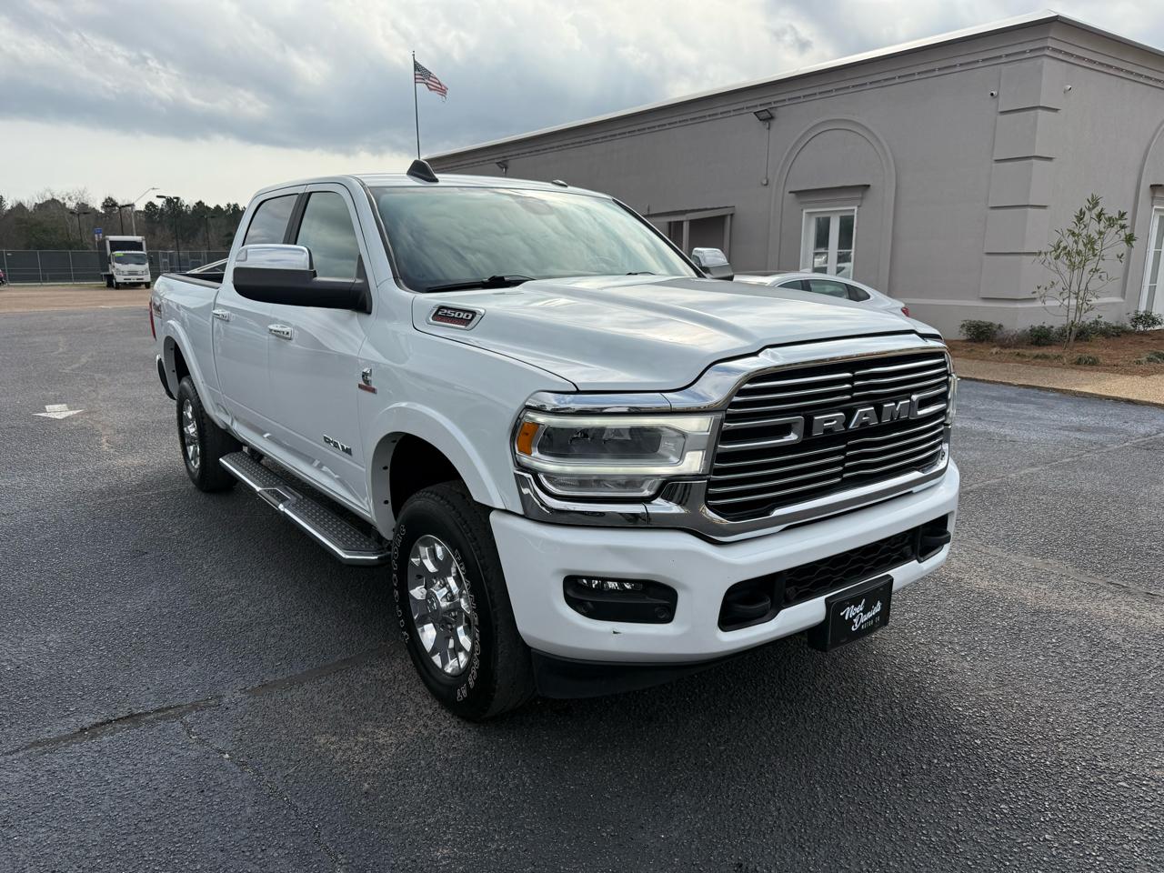 RAM 2500 Laramie Crew Cab SWB 4WD 2022
