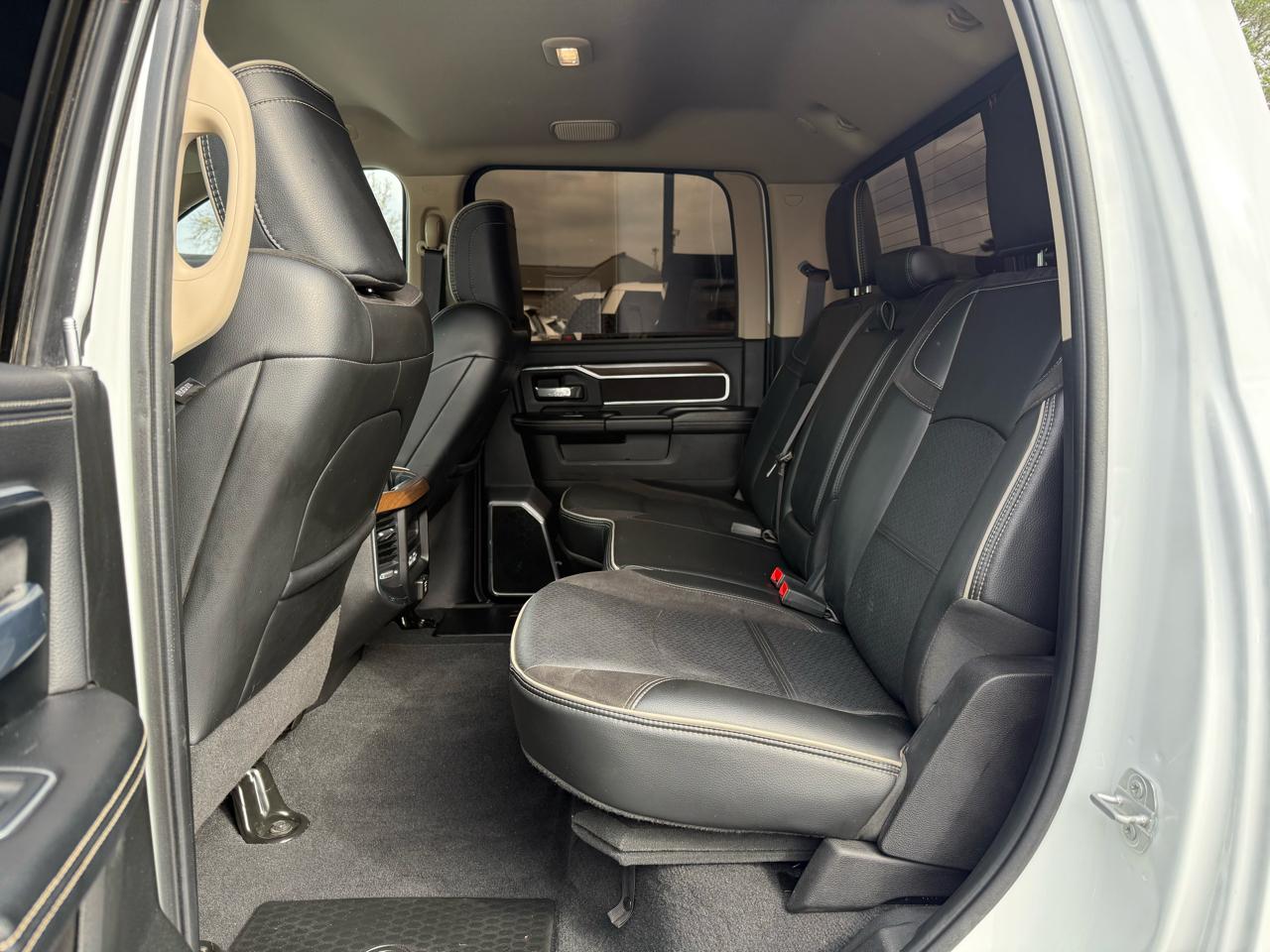 RAM 2500 Laramie Crew Cab SWB 4WD 2022