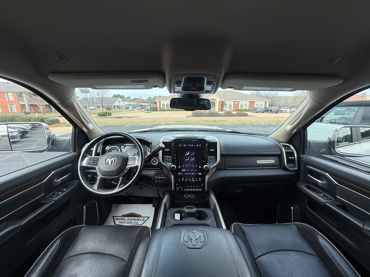 RAM 2500 Laramie Crew Cab SWB 4WD 2022