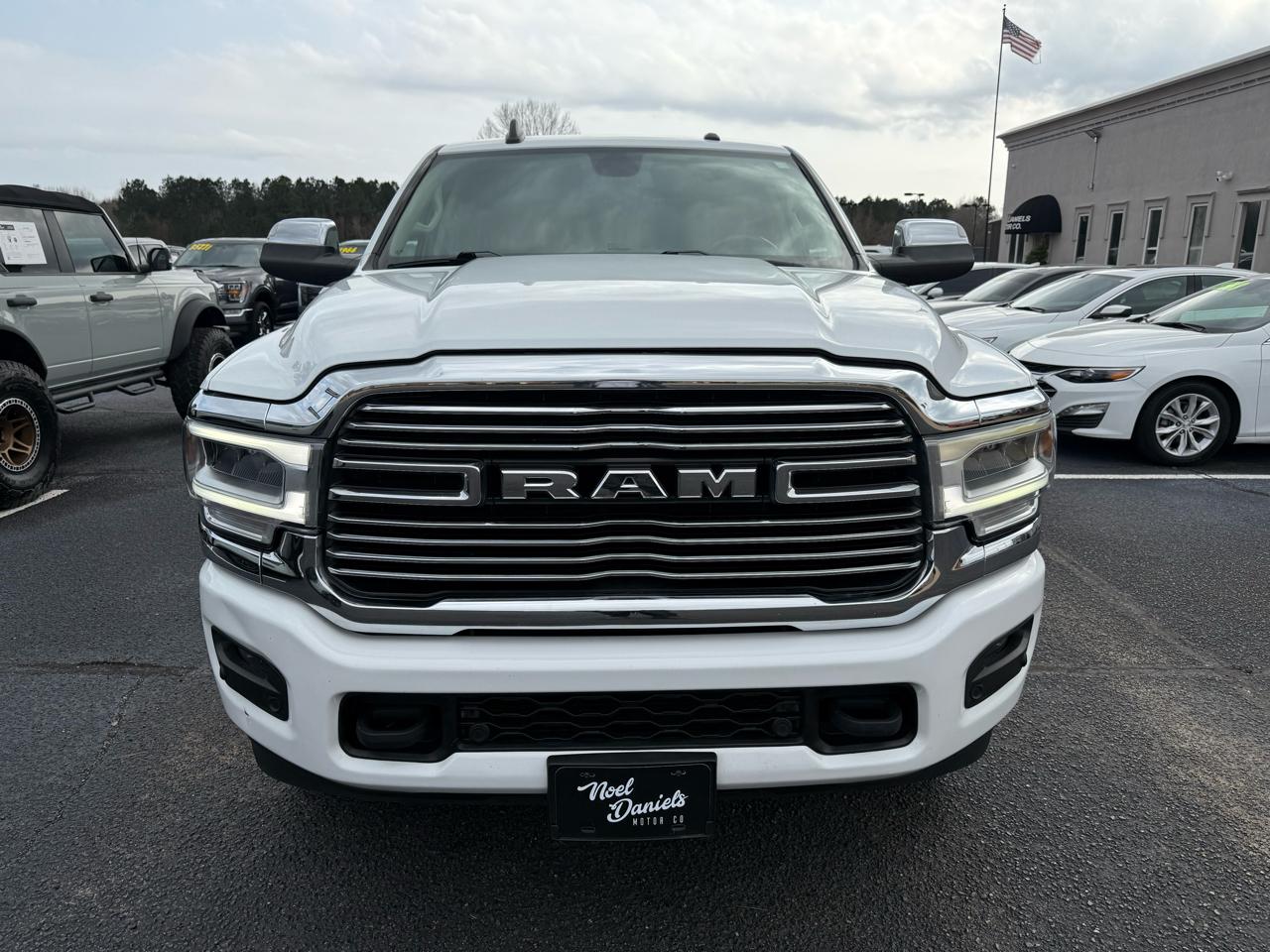 RAM 2500 Laramie Crew Cab SWB 4WD 2022