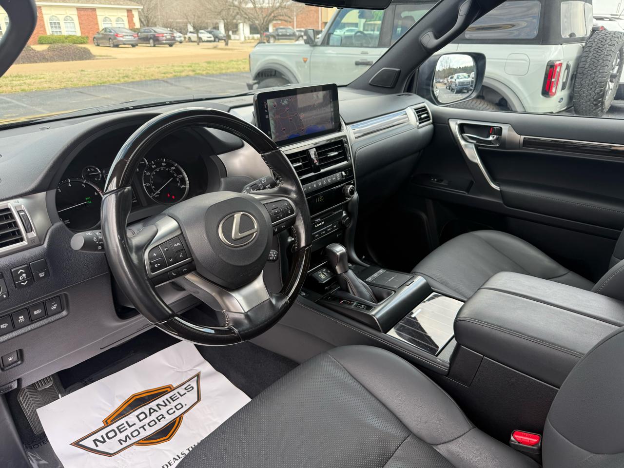 Lexus GX 460 4WD 4dr Premium 2023