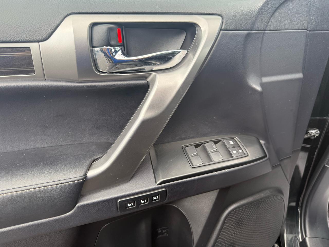 Lexus GX 460 4WD 4dr Premium 2023